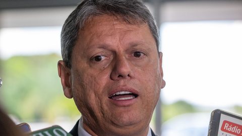 "Serão severamente punidos", afirma Tarcísio sobre abusos da PM em SP - Imagem: Reprodução / Agência Brasil / Fabio Rodrigues-Pozzebom