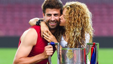 Piqué e Shakira se separaram em junho de 2022 - Imagem: reprodução/Twitter @turmapop