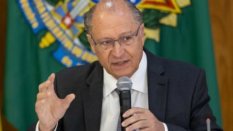 Segundo ele, o pedido foi feito durante uma conversa telefônica entre os dois líderes - Imagem: Fabio Rodrigues-Pozzebom/ Agência Brasil