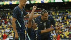 Com a vitória, Brasil se prepara para enfrentar o Marrocos na estreia da Copa do Mundo, após últimos treinos em Morristown - Imagem: Reprodução/CBF