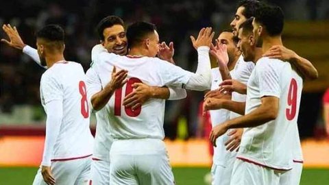 O Irã estreia na Copa do Mundo em 15 de novembro, enfrentando a Nova Zelândia, em meio a incertezas sobre logística e vistos - Imagem: Divulgação/FFIRI