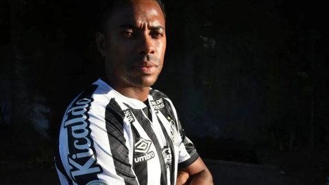 Robinho foi preso em março de 2024 após a Justiça brasileira aceitar a homologação da sentença italiana - Imagem: Divulgação / Santos