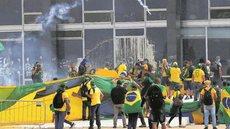 Investigados poderão se dirigir aos colégios eleitorais, mas seguirão com medidas cautelares - Imagem: Reprodução / Cristiano Mariz