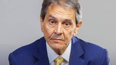 Roberto Jefferson, ex-deputado federal, agora cumprirá prisão domiciliar devido a problemas de saúde graves, segundo decisão do STF - Imagem: Reprodução/ Facebook