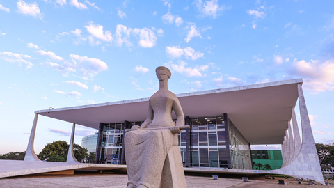 Levantamento aponta que apenas 5% das ações penais contra políticos e autoridades com foro terminaram em condenação em pouco mais de duas décadas - Imagem: Reprodução