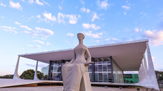 STF consolidou entendimento que impede aposentados de incluírem contribuições anteriores ao Plano Real no cálculo do benefício - Imagem: Reprodução