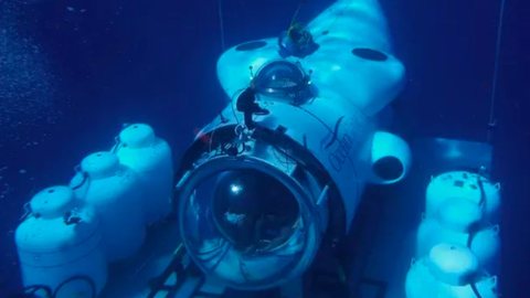 O submersível Titan implodiu com cinco tripulantes durante missão aos destroços do Titanic - Imagem: reprodução redes sociais