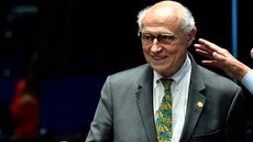 Suplicy causa desconforto no PSOL ao apoiar o PT pela primeira vez - Imagem: Reprodução/Fotos Públicas