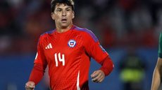 Tapia jogando pelo Chile - rerpodução/ La Pagina millionaria