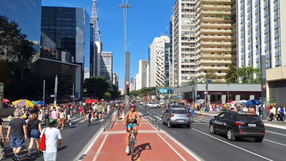 São Paulo terá uma segunda-feira seca e agradável, segundo o CGE - Imagem: Reprodução / X @danielguth