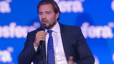 Um dos jatos adquiridos por Vorcaro foi apreendido durante operação que investiga fraudes financeiras - Imagem: Reprodução