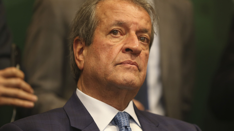 Valdemar Costa Neto, presidente nacional do PL, nega irregularidades em emendas parlamentares após decisão de Flávio Dino bloquear R$ 119 milhões em bens - Imagem: Reprodução