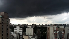 Massa de ar frio de origem polar avança sobre o estado e deve provocar temperaturas de até 9°C na capital paulista entre quinta e sexta-feira - Imagem: Reprodução