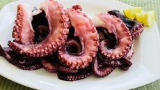 Saiba como fazer a melhor receita de Tentáculos de Polvo - Imagem: Divulgação/Chef Luiz Borba