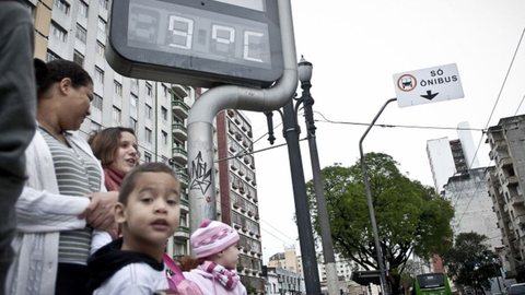 Defesa Civil alerta para baixas temperaturas e ventania em São Paulo - Imagem: Reprodução | ABr via Grupo Bom Dia