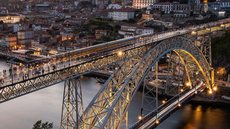 Terremoto de magnitude 5,3 atinge a costa de Portugal - Imagem: Reprodução / X / @OfEarth8