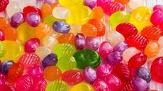 A vaga, que só está disponível para moradores dos EUA e do Canadá, oferece 3,5 mil doces por mês - Imagem: Pixabay