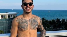 Thomaz Costa revela consequência chocante de vender fotos pelado - Imagem: reprodução Instagram