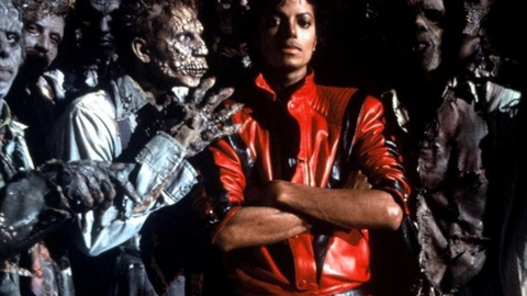Dançarinos se reúnem em São Vicente para apresentação coletiva que homenageia Michael Jackson - Imagem: Reprodução