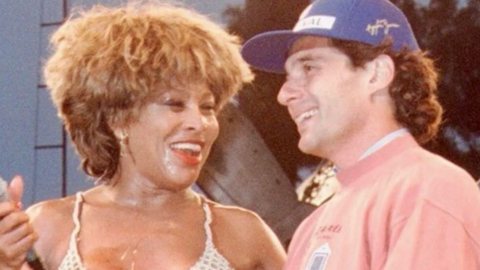 Tina Turner fez homenagem emocionante para Ayrton Senna em show; assista - Imagem: reprodução Instagram