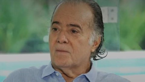 Tony Ramos se emociona em entrevista após cirurgia na cabeça: “Não tive medo de ir embora” - Imagem: Reprodução/TV Globo