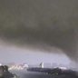 Tornado com ventos de até 260 km/h atingiu cidades da província de Hubei, na China, deixando mortos, centenas de feridos e um cenário de grande destruição. - Imagem: Reprodução