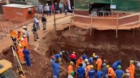 Quatro operários morreram durante a construção de uma obra. - Imagem: reprodução I Youtube SBT News