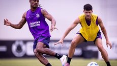 André Carrillo em treno do Corinthians no CT Dr. Joaquim Grava - Foto: Rodrigo Coca/Agência Corinthians