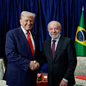 Lula afirmou que Donald Trump “continua agindo como imperador” e classificou como “desaforada” a postura adotada pelo presidente norte-americano em relação ao Brasil - Imagem: Reprodução
