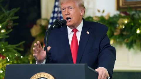 Trump ameaça Irã e eleva tensão antes de negociações. - Imagem: Reprodução/AFP.