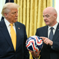 Trump e Infantino: parceria prevista para a final do Mundial, nos EUA - Imagem: Reprodução