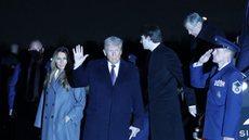 Trump expressou preocupações sobre as condições climáticas para os apoiadores e policiais durante a cerimônia de posse. - Imagem: Reprodução | X (Twitter) - @AFPnews