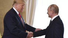 O presidente dos EUA espera que Putin aceite a proposta de trégua, mas a Rússia já a classificou como inaceitável anteriormente. - Imagem: Reprodução | X (Twitter) - @AP