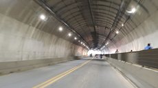 Prefeitura de Guarujá informa sobre interdições no Túnel Juscelino Kubitschek, com sistema 'siga e pare' - Imagem: Divulgação