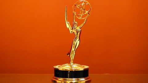 TV brasileira sai de mãos vazias no Emmy Internacional 2024; confira lista - Imagem: Reprodução / X / @personaunesp