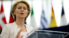Ursula von der Leyen destaca a importância de negociações produtivas para estabilizar a economia global - Imagem: Reprodução / X / @AndersDalenius
