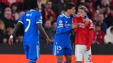 Uefa aplicou suspensão provisória ao jogador do time português. - Imagem: Angel Martinez/Getty Images