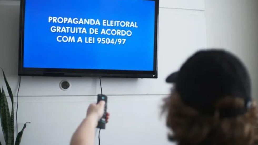 Último dia do horário eleitoral obrigatório do 1º turno acaba nesta quinta-feira (3) - Imagem: Divulgação / Agência Senado / Lindomar Cruz