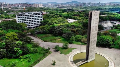A iniciativa da USP visa ampliar o acesso de pessoas com deficiência ao ensino superior, promovendo inclusão nas universidades públicas - Imagem: Divulgação