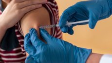 Vacina contra a Covid-19 é incluída no Calendário de Vacinação Infantil a partir de 2024A no - Imagem: Reprodução Freepik