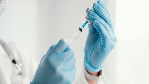 EUA, Canadá e países europeus já iniciaram campanhas de vacinação contra varíola dos macacos - Imagem: Freepik