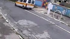 Caso levanta preocupações sobre segurança no transporte escolar particular em São Paulo e medidas a serem tomadas - Imagem: Reprodução/@desenvolveleste