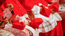 Somente cardeais com menos de 80 anos podem votar - Imagem: Reprodução / X / @VaticanNews