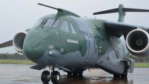 VÍDEO - TikToker viraliza ao revelar como viajar de graça pela Força Aérea Brasileira - Imagem: reprodução Força Aérea Brasileira