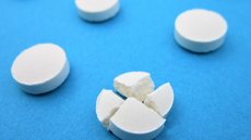 Especialistas recomendam a interrupção gradual do clonazepam, com suporte médico e terapias alternativas - Imagem: Reprodução/Redes Sociais