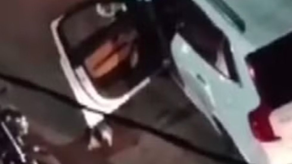VÍDEO: PM é flagrado executando adolescente com mais de 12 tiros - Imagem: Reprodução CM7 Brasil