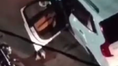 VÍDEO: PM é flagrado executando adolescente com mais de 12 tiros - Imagem: Reprodução CM7 Brasil