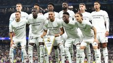 O clube Real Madrid já havia anunciado uma doação de 1 milhão de euros - Imagem: Reprodução / X / @centralvinijr