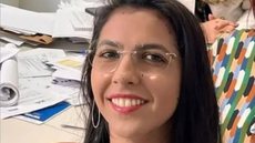 As autoridades pedem ajuda da população para localizar a psicóloga, que estava vestindo um casaco escuro e uma blusa azul - Imagem: Reprodução