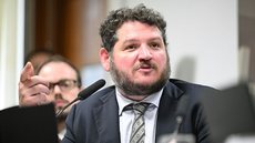 Vladimir Timerman, gestor de fundos, durante depoimento na CPI. - Imagem: Reprodução/Agência Senado.